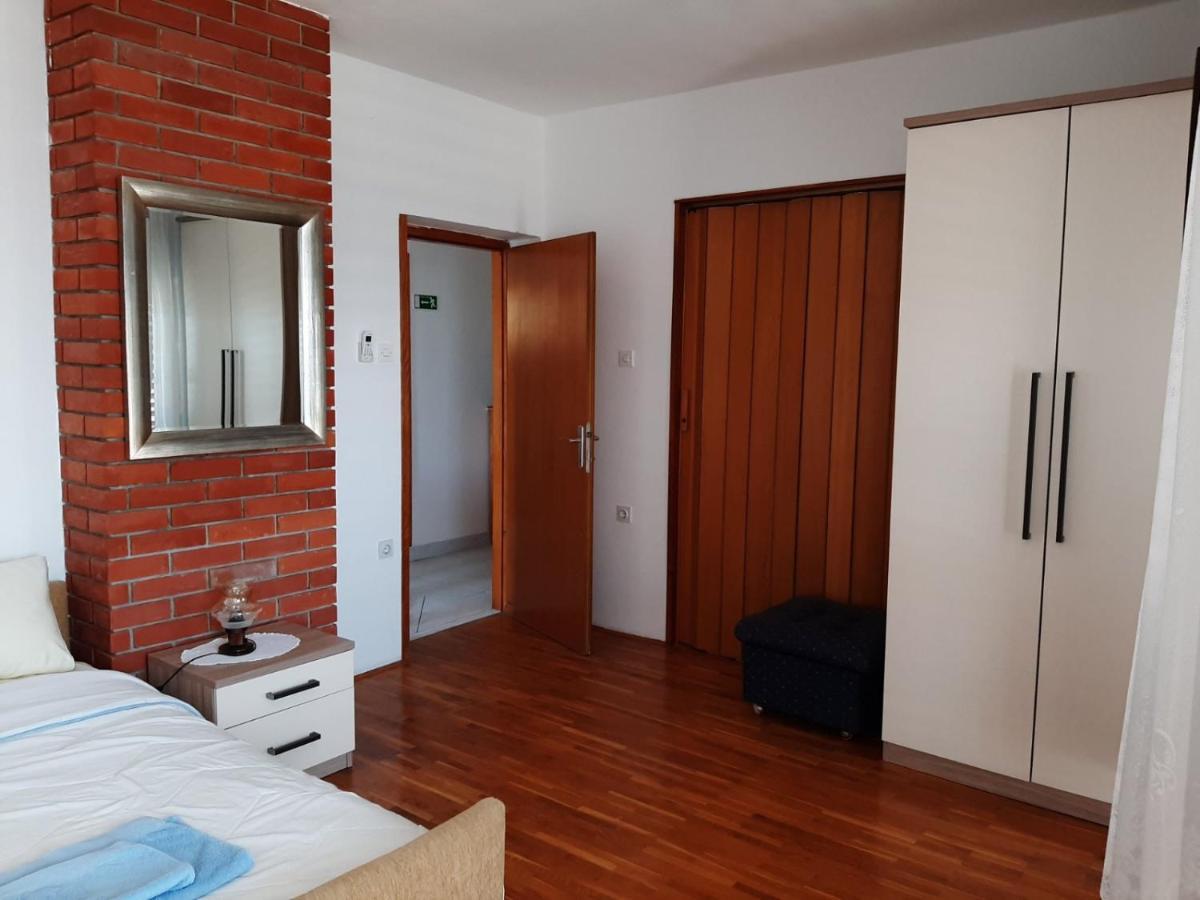 Apartments Grozdana Crikvenica Exterior foto